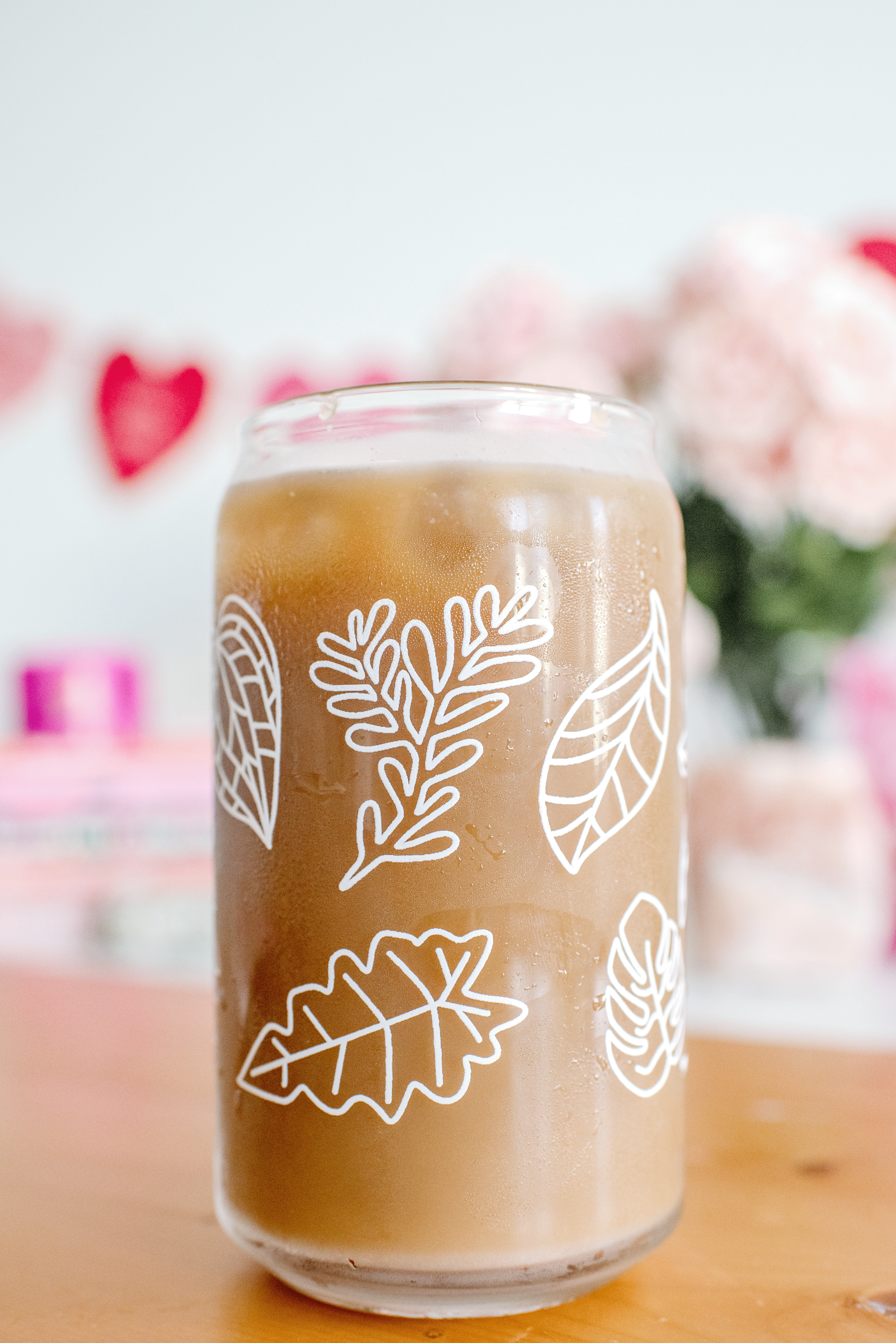 16 oz. "Plant" Beer Glasses with glass straw and lid