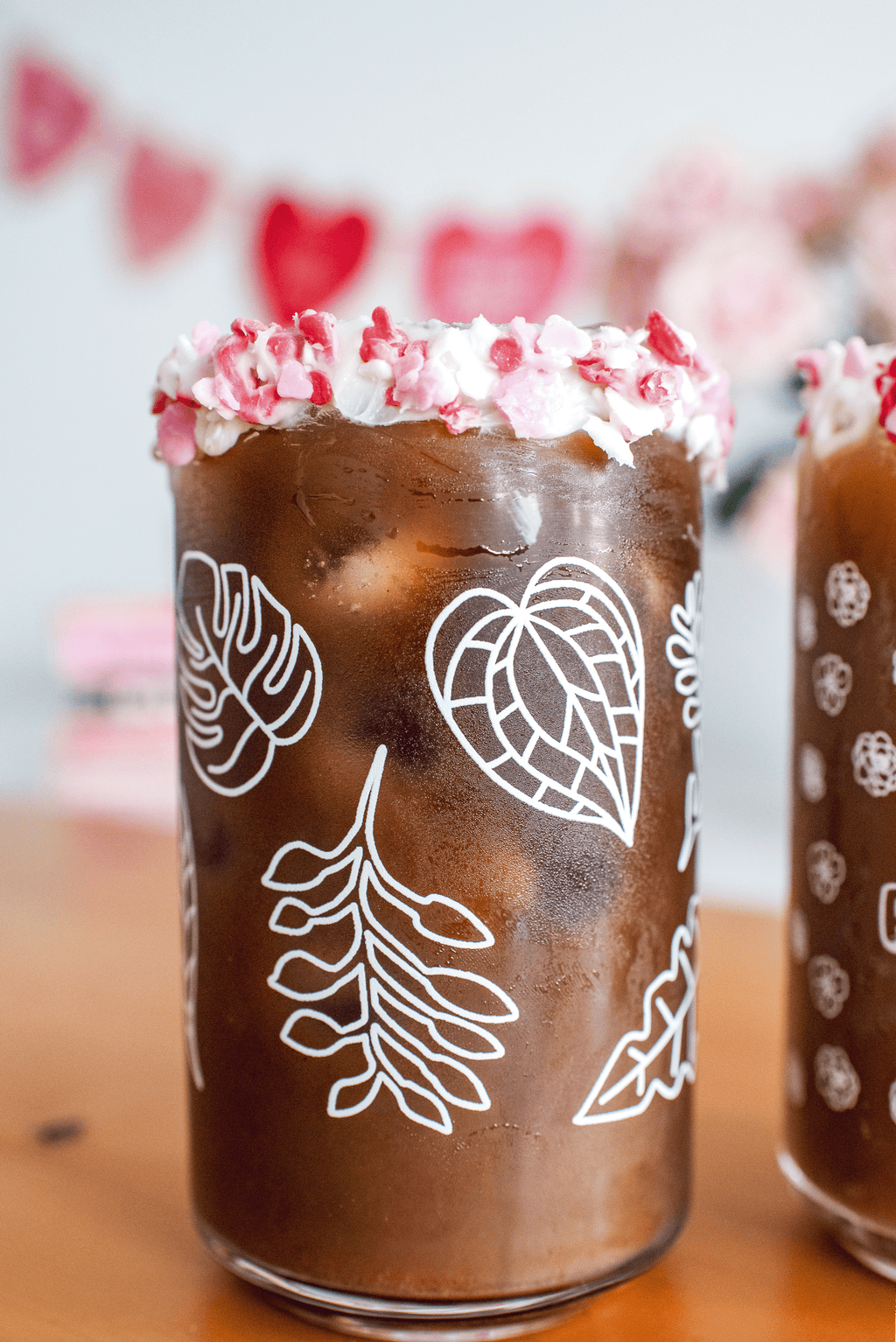 16 oz. "Plant" Beer Glasses with glass straw and lid