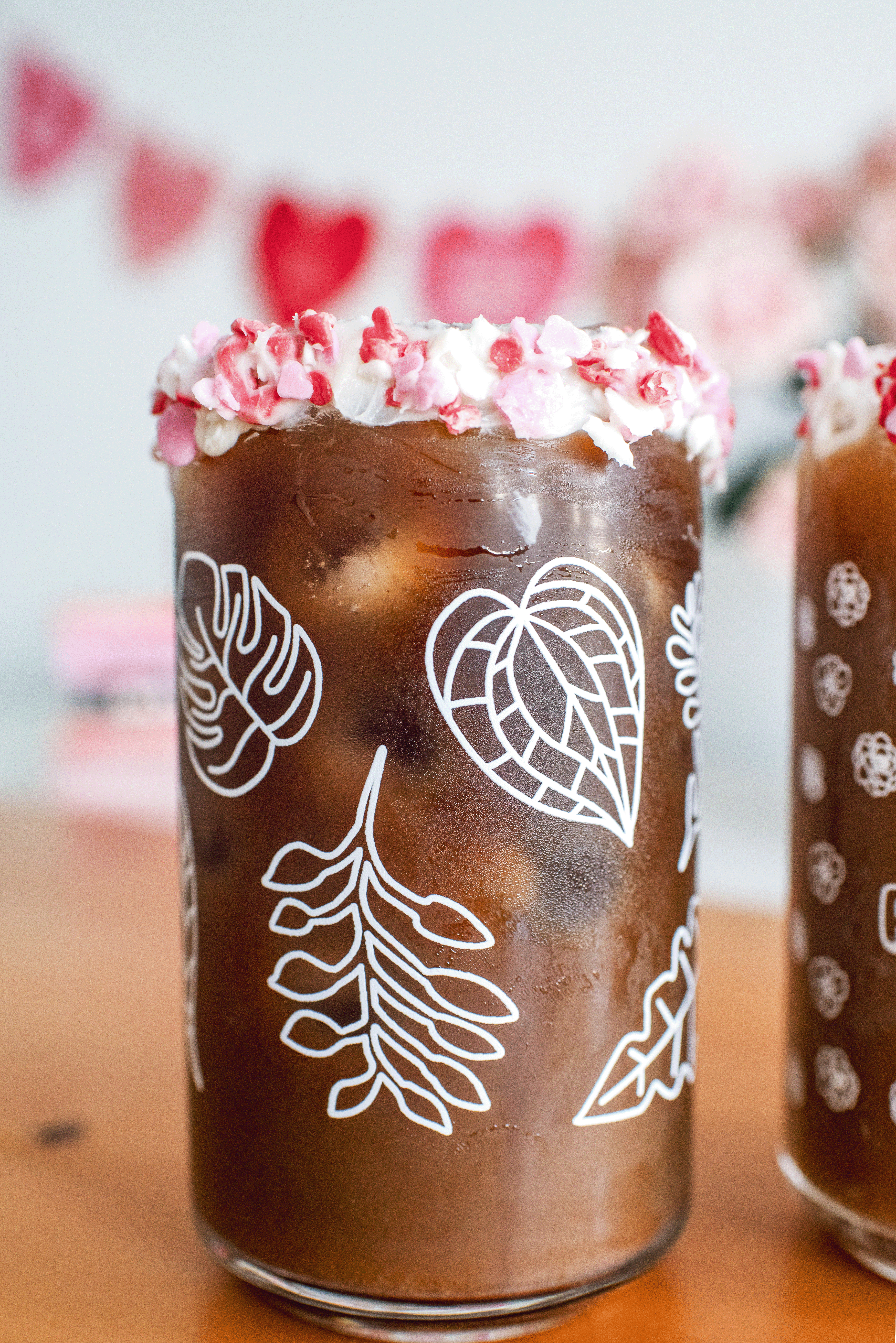 16 oz. "Plant" Beer Glasses with glass straw and lid